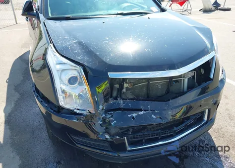 2016 Cadillac Srx Luxury Collection z USA, uszkodzony, nr VIN 3GYFNEE30GS565535